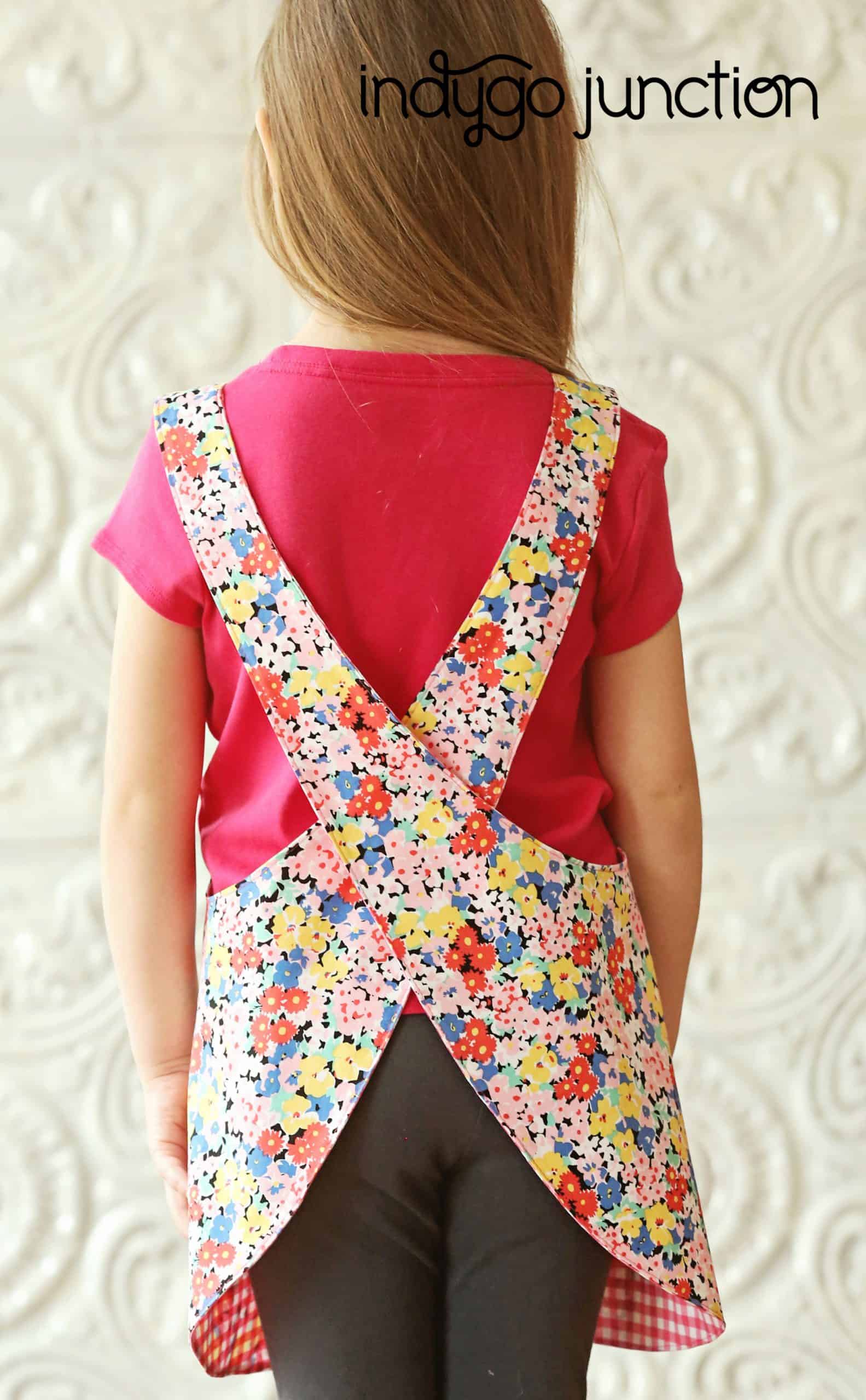 How to Make A Vintage Inspired Apron Pattern